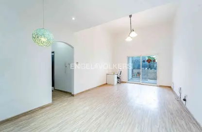 Apartment - 2 Bedrooms - 3 Bathrooms for rent in Diamond Views 2 - Diamond Views - Jumeirah Village Circle - Dubai