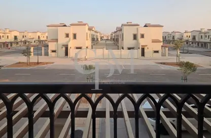Villa - 3 Bedrooms - 4 Bathrooms for rent in Bloom Living - Zayed City (Khalifa City C) - Khalifa City - Abu Dhabi