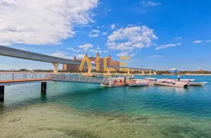 Apartment - 1 Bedroom - 2 Bathrooms for rent in Azizi Mina - Palm Jumeirah - Dubai