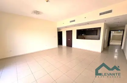 Apartment - 1 Bedroom - 2 Bathrooms for sale in Mazaya 1 - Queue Point - Dubai Land - Dubai