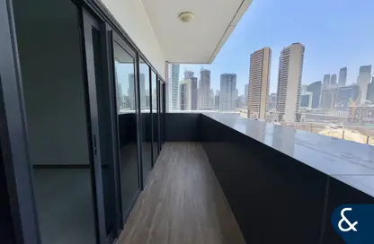 Apartment - Studio - 1 Bathroom for rent in SOL Bay - Business Bay - Dubai