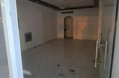 Shop - Studio - 1 Bathroom for rent in Abna Saqer Building - Al Hamidiya 1 - Al Hamidiya - Ajman