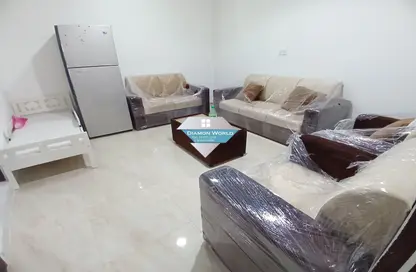 شقة - غرفة نوم - 1 حمام للايجار في بناية الكرم - الكرامة - أبوظبي