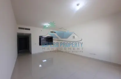 Empty Room image for: Apartment - 1 Bedroom - 2 Bathrooms for rent in Al Manhal - Abu Dhabi, Image 1