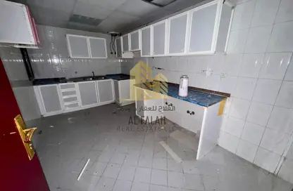 Apartment - 2 Bedrooms - 2 Bathrooms for rent in New Al Taawun Road - Al Taawun - Sharjah