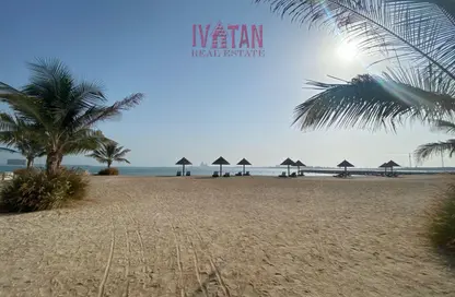 Apartment - 1 Bedroom - 2 Bathrooms for sale in Fayrouz - Bab Al Bahar - Al Marjan Island - Ras Al Khaimah