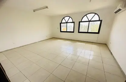 صورة لـ غرفة فارغة فيلا - غرفة نوم - 1 حمام للايجار في نادي الجزيرة الرياضي - منطقة المرور - أبوظبي ، صورة رقم 1