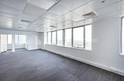 Empty Room image for: Office Space - Studio for rent in Dubai Internet City - Dubai, Image 1