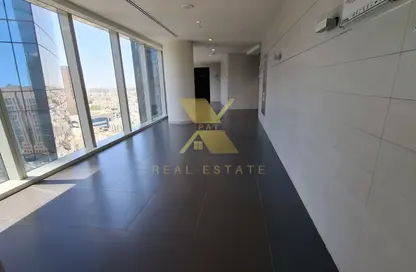 Apartment - 2 Bedrooms - 3 Bathrooms for rent in Shining Towers - Al Khalidiya - Abu Dhabi