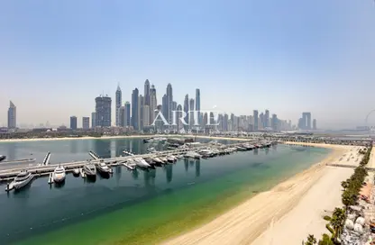 Apartment - 2 Bedrooms - 2 Bathrooms for rent in Palace Beach Residence - EMAAR Beachfront - Dubai Harbour - Dubai