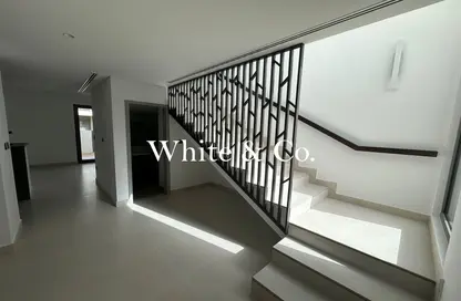 تاون هاوس - 3 غرف نوم - 4 حمامات للايجار في أورا جاردنز - تلال الغاف - دبي