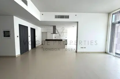 Apartment - 3 Bedrooms - 3 Bathrooms for sale in Oia Residence - Motor City - Dubai