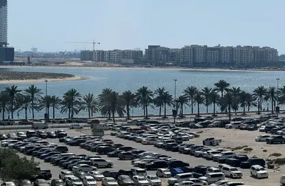 شقة - 2 غرف نوم - 2 حمامات للايجار في أبراج التعاون - الخان - الشارقة
