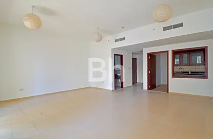 Apartment - 2 Bedrooms - 1 Bathroom for rent in Sadaf 7 - Sadaf - Jumeirah Beach Residence - Dubai