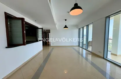 Apartment - 2 Bedrooms - 2 Bathrooms for rent in Golf Tower 1 - Golf Towers - The Views - Dubai