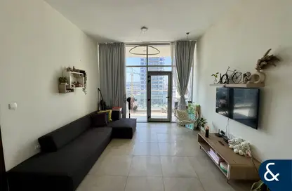 شقة - غرفة نوم - 2 حمامات للبيع في عزيزي شياستا ريزيدنسز - الفرجان - دبي