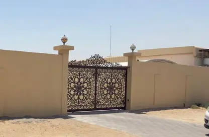 فيلا - 6 غرف نوم - 8 حمامات للبيع في الرمقية - ضاحية الجواز (واسط سابقا) - الشارقة