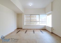 Apartment - 3 bedrooms - 5 bathrooms for rent in Golden Falcon Tower - Hamdan Street - Abu Dhabi