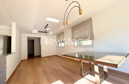 Villa - 2 Bedrooms - 3 Bathrooms for rent in Springs 12 - The Springs - Dubai