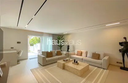 Villa - 3 Bedrooms - 3 Bathrooms for sale in Springs 11 - The Springs - Dubai