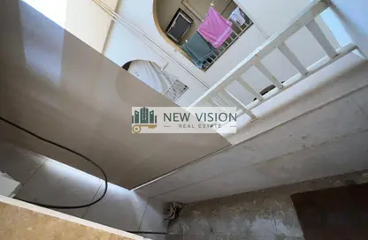 شقة - غرفة نوم - 2 حمامات للايجار في اليرموك - القاسمية - الشارقة