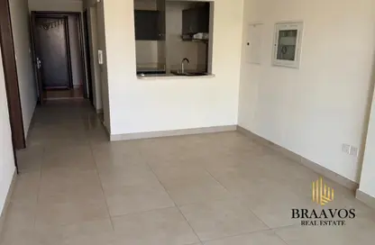 Apartment - 1 Bedroom - 2 Bathrooms for rent in Plaza Residences 2 - Plaza Residences - District 13 - Jumeirah Village Circle - Dubai Apartment - 1 Bedroom - 2 Bathrooms for rent in Plaza Residences 2 - Plaza Residences - District 13 - Jumeirah Village Circle - Dubai
