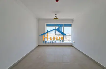Apartment - 2 Bedrooms - 2 Bathrooms for rent in Al Wahda Building - Al Majaz 2 - Al Majaz - Sharjah