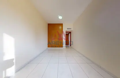 Apartment - 2 Bedrooms - 2 Bathrooms for rent in Golden Sands 1 - Mankhool - Bur Dubai - Dubai