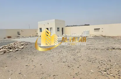 أرض - استوديو للايجار في الصجعة الصناعية - آلصجعه - الشارقة