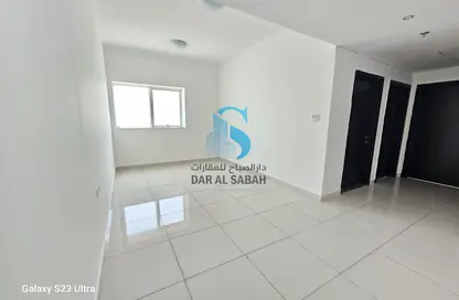 Apartment - 2 Bedrooms - 2 Bathrooms for rent in Al Nahda Complex - Al Nahda - Sharjah