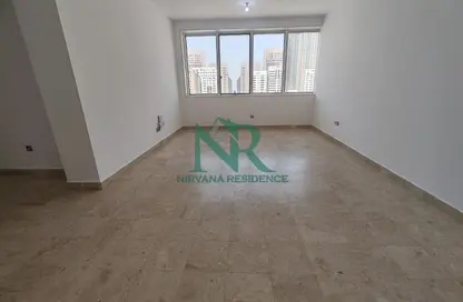 Apartment - 3 Bedrooms - 4 Bathrooms for rent in Hamdan Street - Abu Dhabi