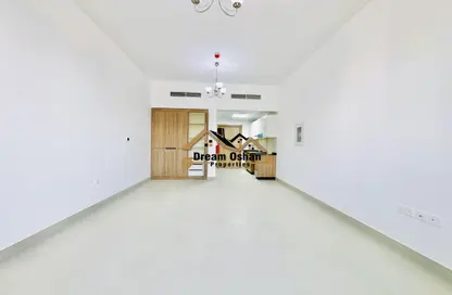 Apartment - Studio - 1 Bathroom for rent in Al Warsan 4 - Al Warsan - Dubai