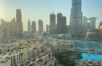 Outdoor Building image for: Apartment - 1 Bedroom - 1 Bathroom for sale in Burj Lake Hotel - The Address DownTown - Downtown Dubai - Dubai, Image 1