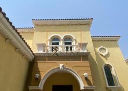 Outdoor House image for: Villa - 3 bedrooms - 5 bathrooms for rent in Regional - Jumeirah Park - Dubai, Image 1