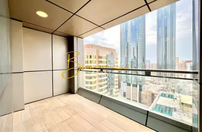 Apartment - 3 Bedrooms - 4 Bathrooms for rent in Golden Falcon Tower - Hamdan Street - Abu Dhabi