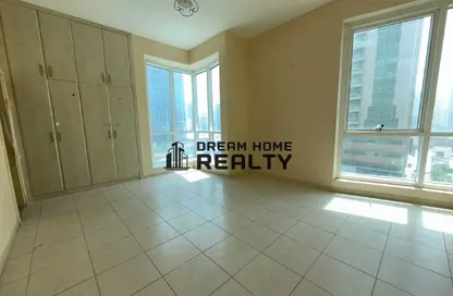 Apartment - 3 Bedrooms - 4 Bathrooms for rent in New Al Taawun Road - Al Taawun - Sharjah