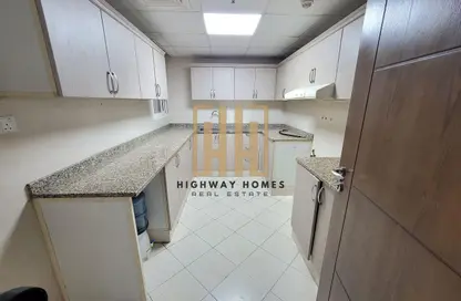 Apartment - 1 Bedroom - 2 Bathrooms for rent in Muwaileh 29 Building - Muwaileh - Sharjah