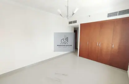 Apartment - 3 Bedrooms - 3 Bathrooms for rent in New Al Taawun Road - Al Taawun - Sharjah