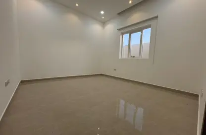 Apartment - 2 Bedrooms - 2 Bathrooms for rent in Madinat Al Riyad - Abu Dhabi
