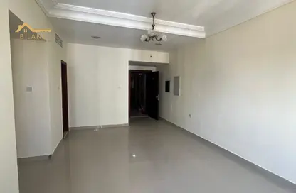 Apartment - 1 Bedroom - 2 Bathrooms for rent in New Al Taawun Road - Al Taawun - Sharjah