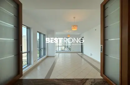 Apartment - 2 Bedrooms - 2 Bathrooms for rent in Golf Tower 3 - Golf Towers - The Views - Dubai