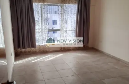 Apartment - 4 Bedrooms - 4 Bathrooms for rent in Al Majaz Pearl - Al Majaz 2 - Al Majaz - Sharjah