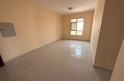 Apartment - 2 Bedrooms - 3 Bathrooms for rent in Al Rashidiya Towers - Al Rashidiya - Ajman Downtown - Ajman