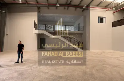 مصنع - استوديو - 8 حمامات للايجار في الصجعة الصناعية - آلصجعه - الشارقة