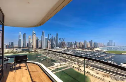 Apartment - 3 Bedrooms - 4 Bathrooms for sale in Marina Vista - EMAAR Beachfront - Dubai Harbour - Dubai