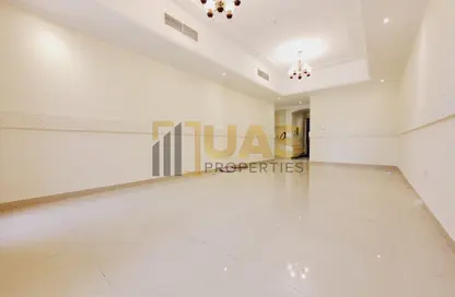 شقة - 2 غرف نوم - 3 حمامات للايجار في مسكن الجداف - الجداف - دبي