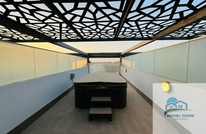 Apartment - 2 Bedrooms - 2 Bathrooms for rent in Oasis 2 - Oasis Residences - Masdar City - Abu Dhabi