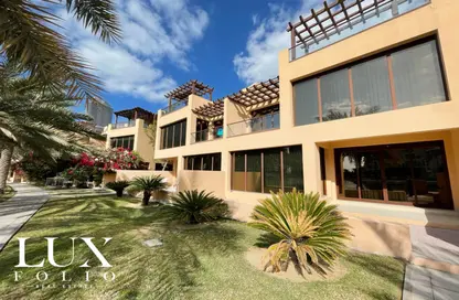 Townhouse - 4 Bedrooms - 6 Bathrooms for rent in Jumeirah Islands Townhouses - Jumeirah Islands - Dubai
