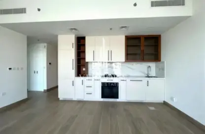 Apartment - 1 Bedroom - 2 Bathrooms for rent in Holland Gardens - Town Square - Dubai