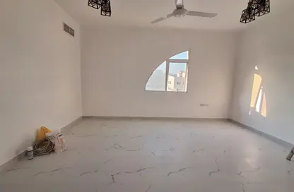 شقة - غرفة نوم - 1 حمام للايجار في القليعة - الشرق - الشارقة